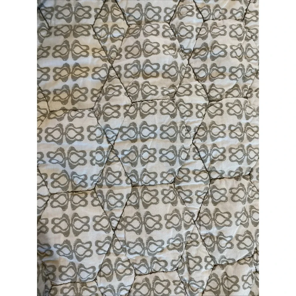 Pottery Barn Kids West Elm Yellow Gold Gray Honeycomb Crib Nursery Quilt